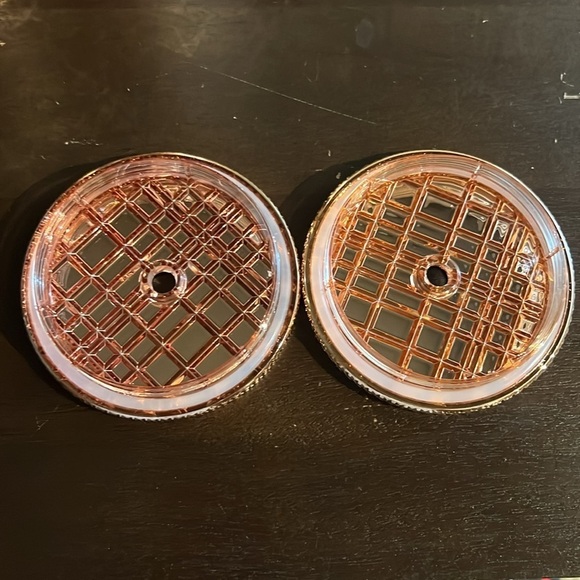 Starbucks Christmas 2023 Rose Gold Jeweled Venti and Grande Tumblers - Picture 5 of 7